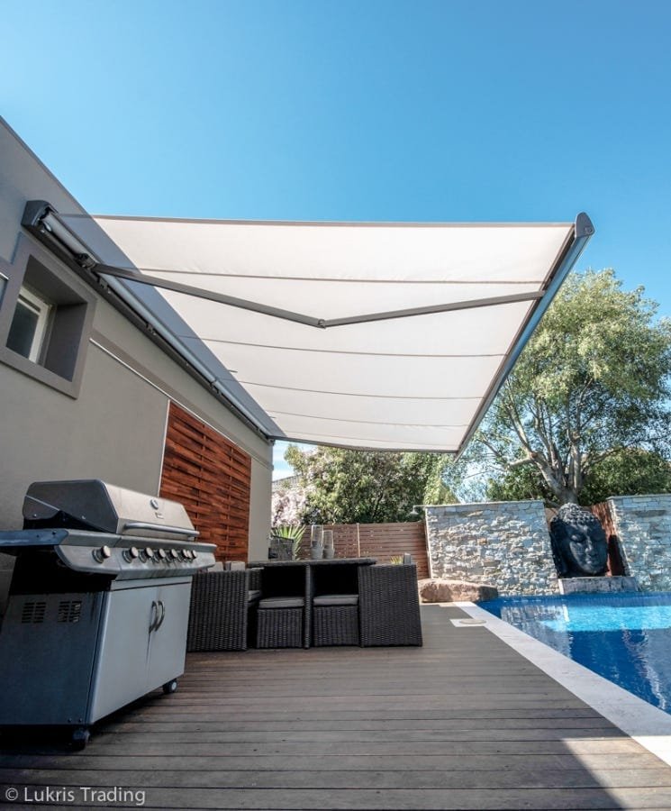 Awning gulung modern otomatis dengan remote
